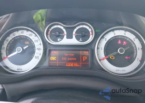 2014 Fiat 500L Easy z USA, uszkodzony, nr VIN ZFBCFABHXEZ023182